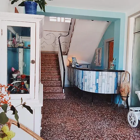 Guest house Santa Gemma 2*