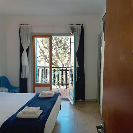 Guest house Santa Gemma 2*